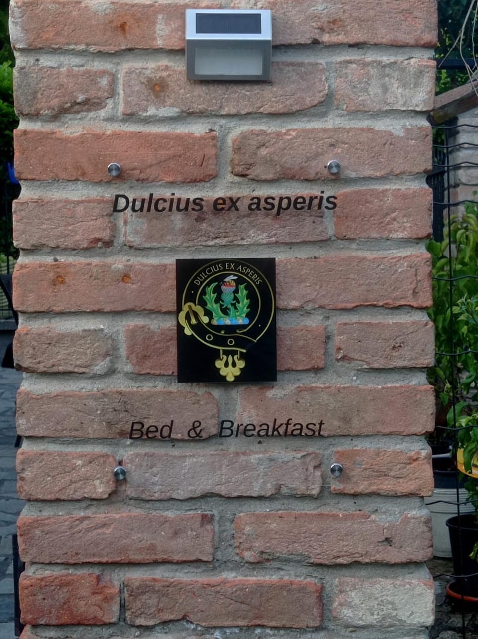 Logo/Certificate/Sign