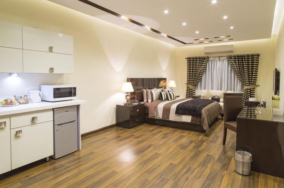 Kitchen or kitchenette, Photo of the whole room