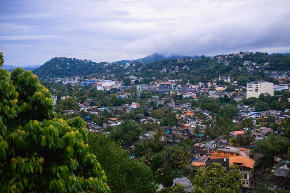 Hanthana Heights Hotel in Kandy