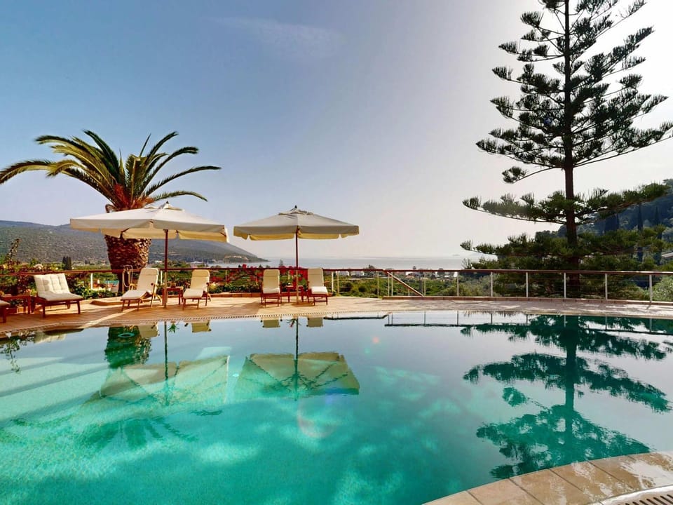 Epidavros Villas Voukamvilia Retreat, Shared Pool House in Argolis, Greece