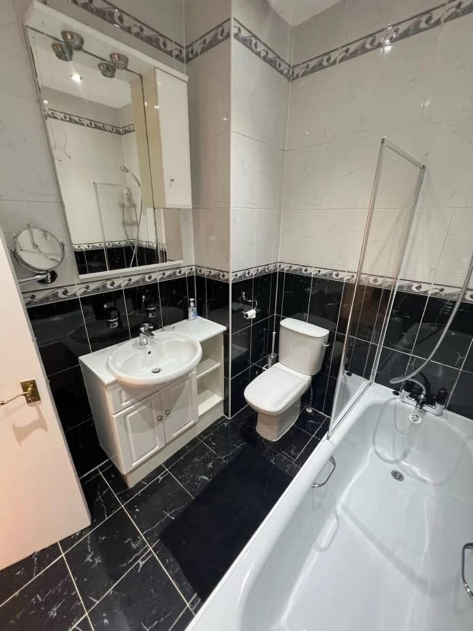 Bathroom, Bath