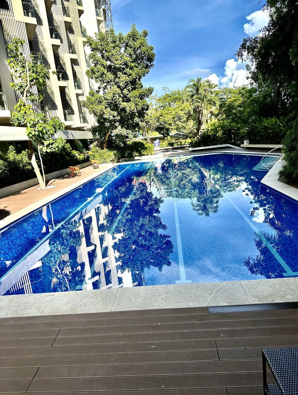 Swimming pool
