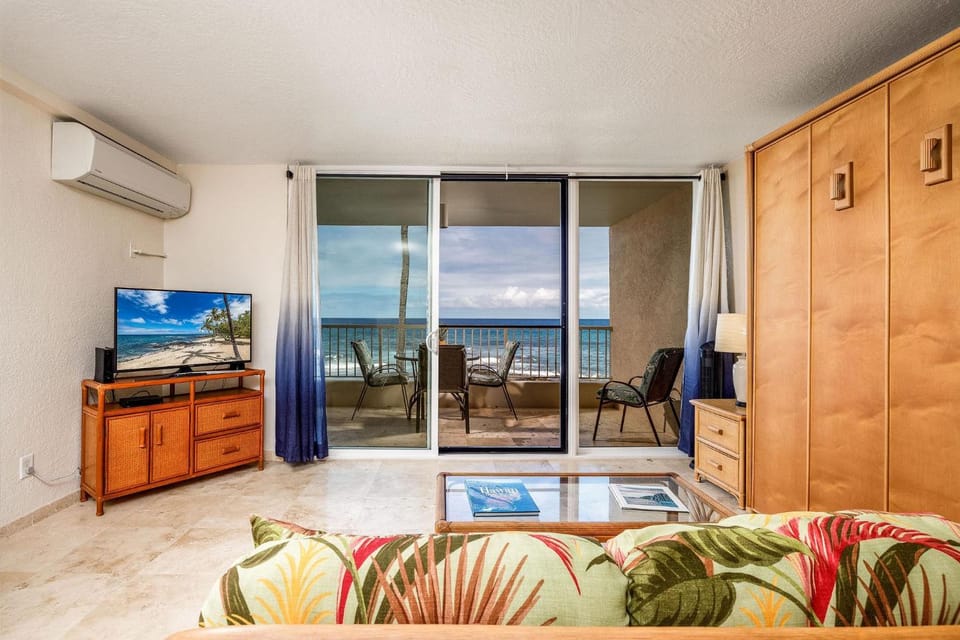 Kona Reef#A12 House in Holualoa