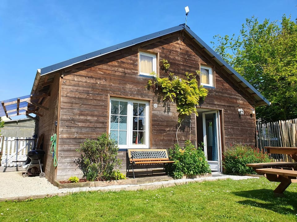 Property building, BBQ facilities, Garden, Garden, Garden view