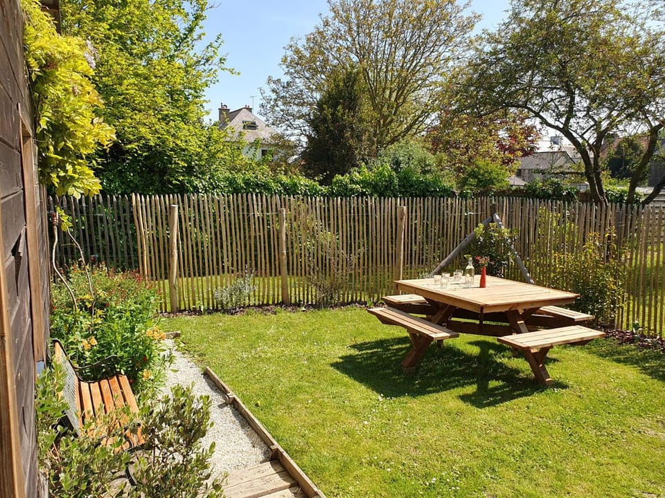 Garden, Garden, Balcony/Terrace, Garden view
