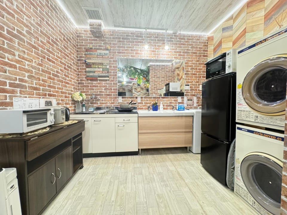 Kitchen or kitchenette, kitchen