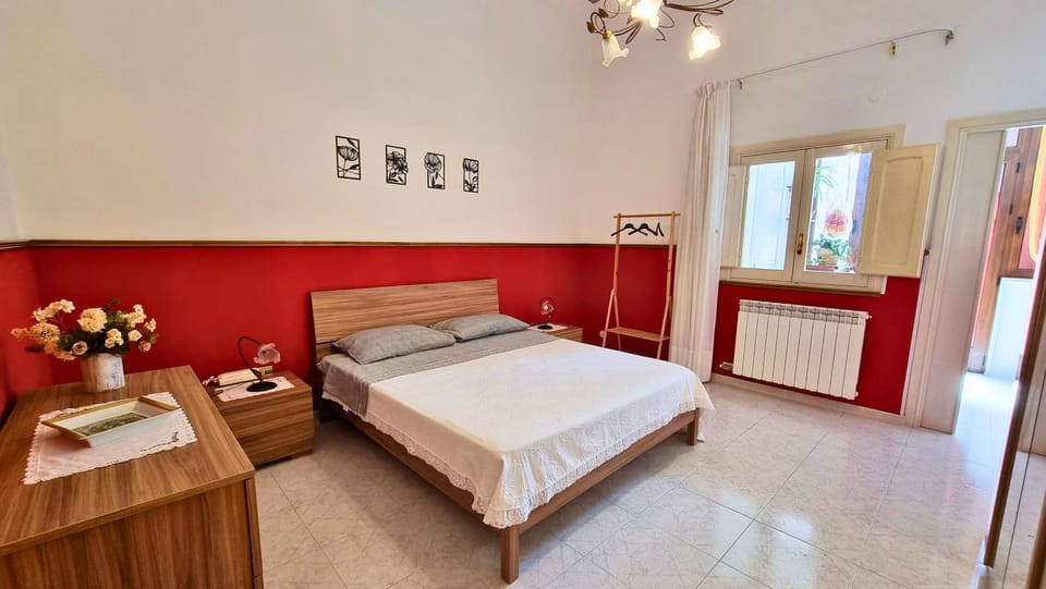 Bed, Bedroom, heating, wardrobe