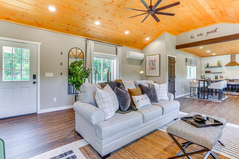 Delaware River Access: Peaceful Farm Retreat! House in Callicoon