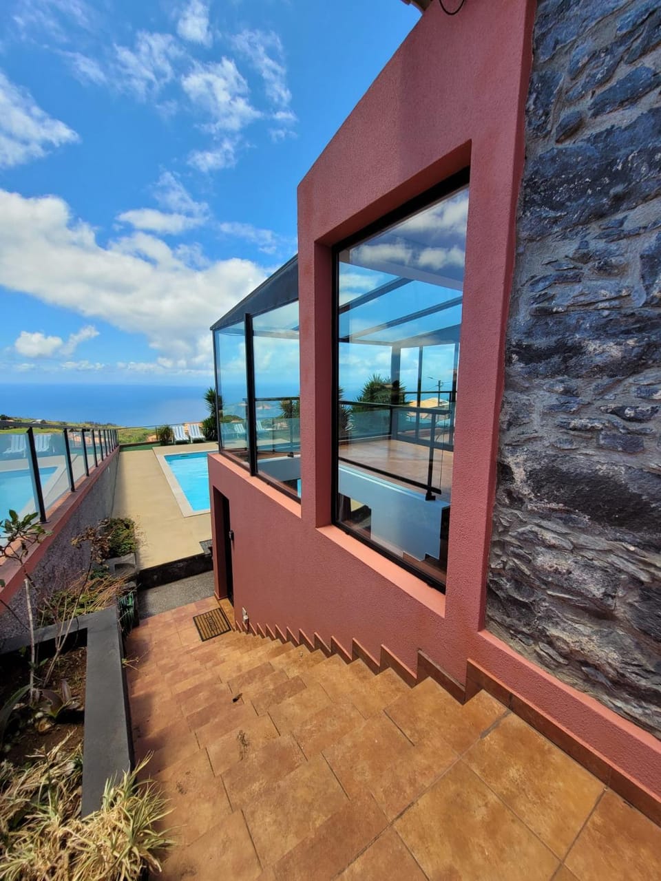 Sunset Paradise Villa with Heated Pool House in Madeira District