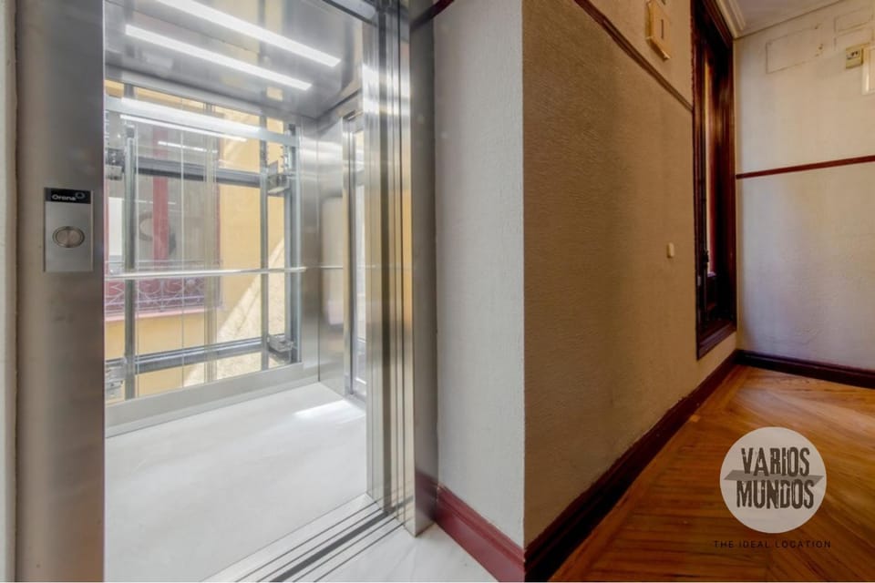 elevator