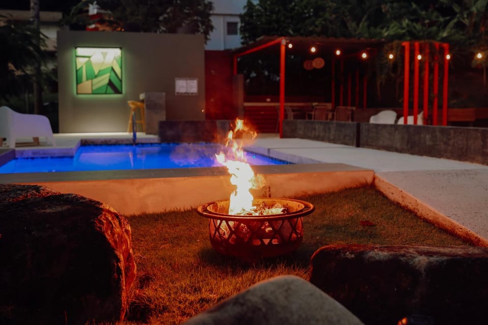 Night, Swimming pool