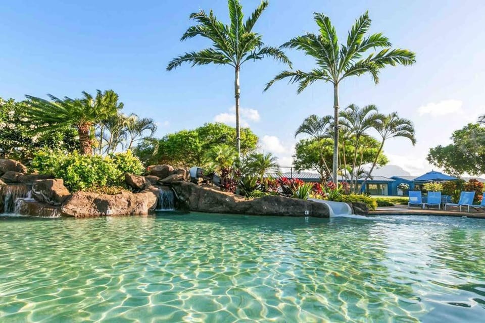 Day, Natural landscape, Pool view, Swimming pool