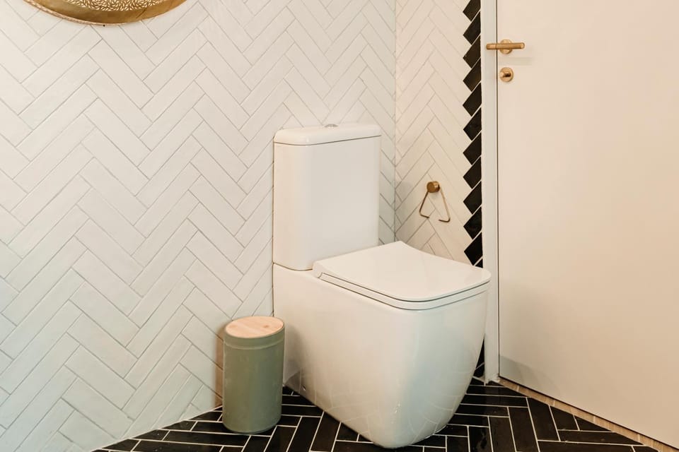 Toilet, Bathroom