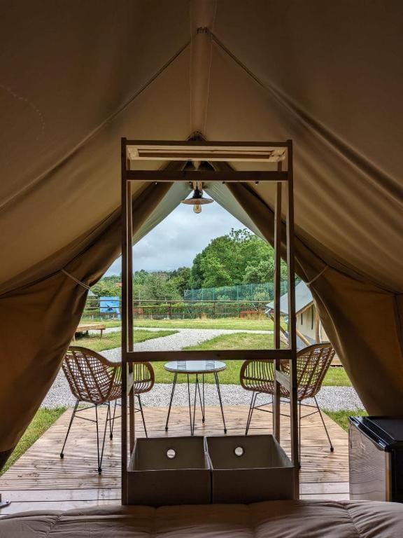 Camping Las Conchas de Poo Campground/ 
RV Resort in Cantabria