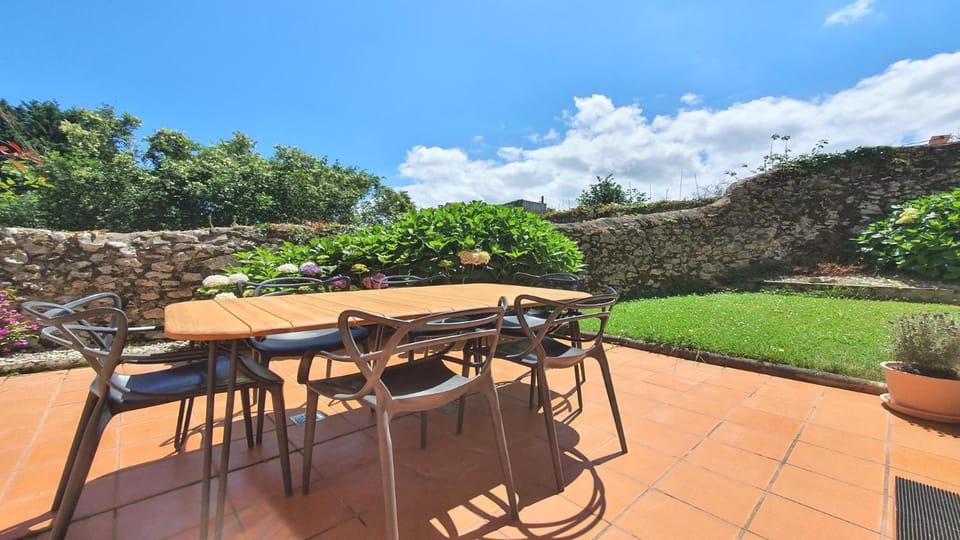 VUT : "MAR A POO" Apartment in Cantabria