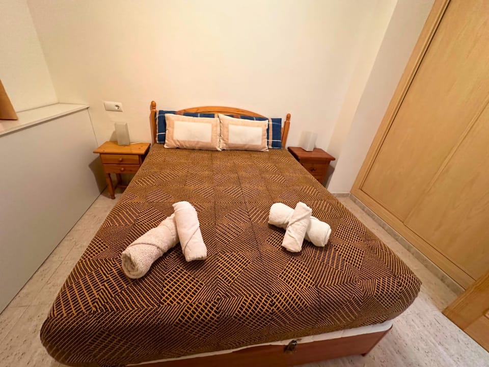 Ciprés 4: Apartamento en urbanización con piscina Apartment in Torre La Mata