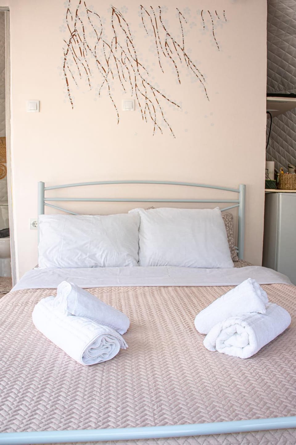 Lemon Tree Dome House Campground/ 
RV Resort in Argolis, Greece