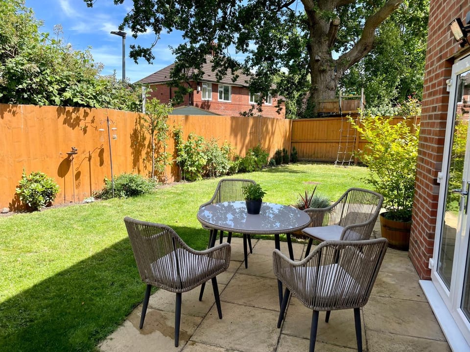 Garden, Garden view