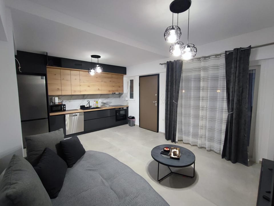 Kitchen or kitchenette, Living room