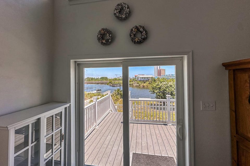 Blue Lagoon House in West Beach
