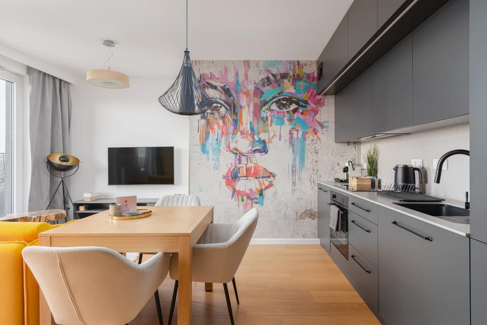 TV and multimedia, Kitchen or kitchenette