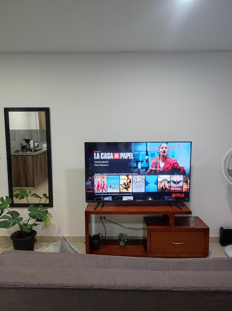 TV and multimedia, Evening entertainment