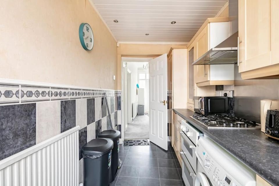 A Lovely and comfortable Home Vacation rental in Manchester