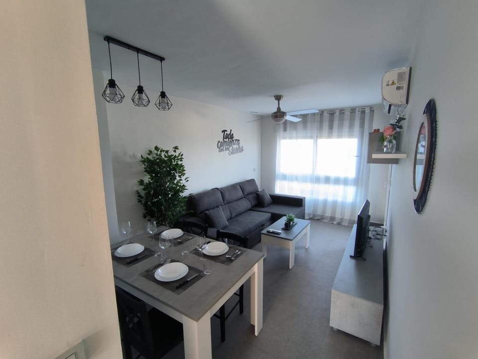 Living room, Dining area