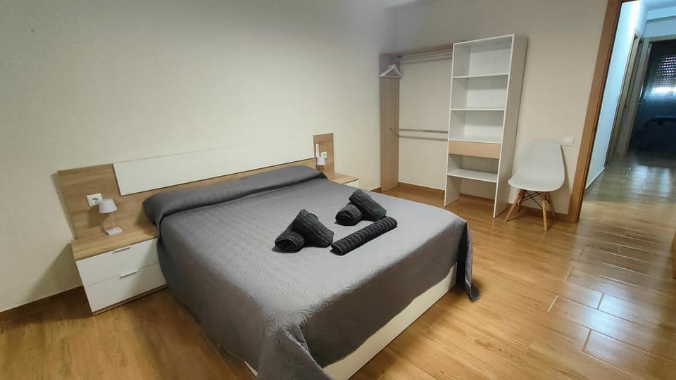 Bed, Bedroom, wardrobe, wedding