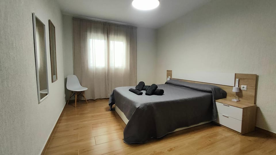 Bedroom, wardrobe, wedding
