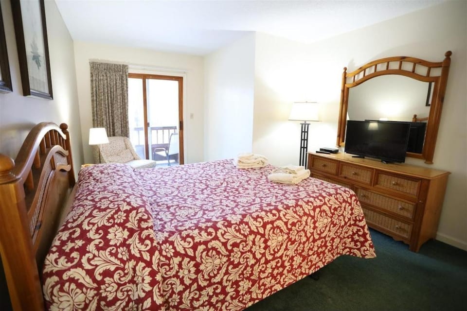 Deer Park Condo 165D Vacation Rental near Loon Mountain House in Woodstock