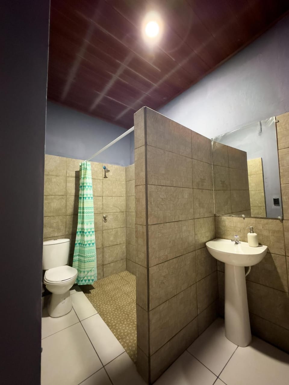Bathroom, towels