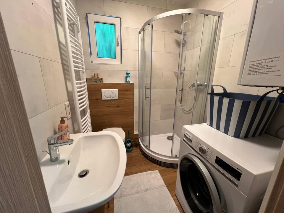 Shower, Bathroom, washing machine