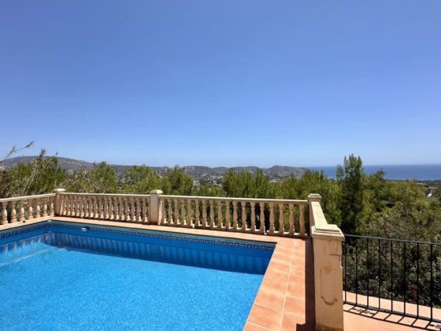 Casa Jirafa- Three bedroom villa with private pool Villa in Marina Alta