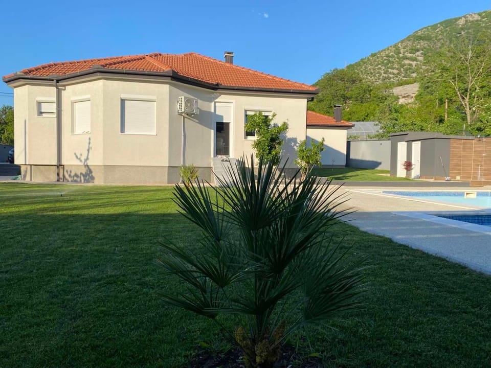 House and pool BajNa Villa in Federation of Bosnia and Herzegovina