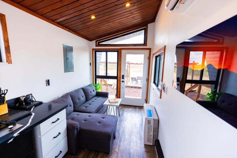 Grand Canyon Stargazing Off-Grid Tiny Home Villa in Arizona