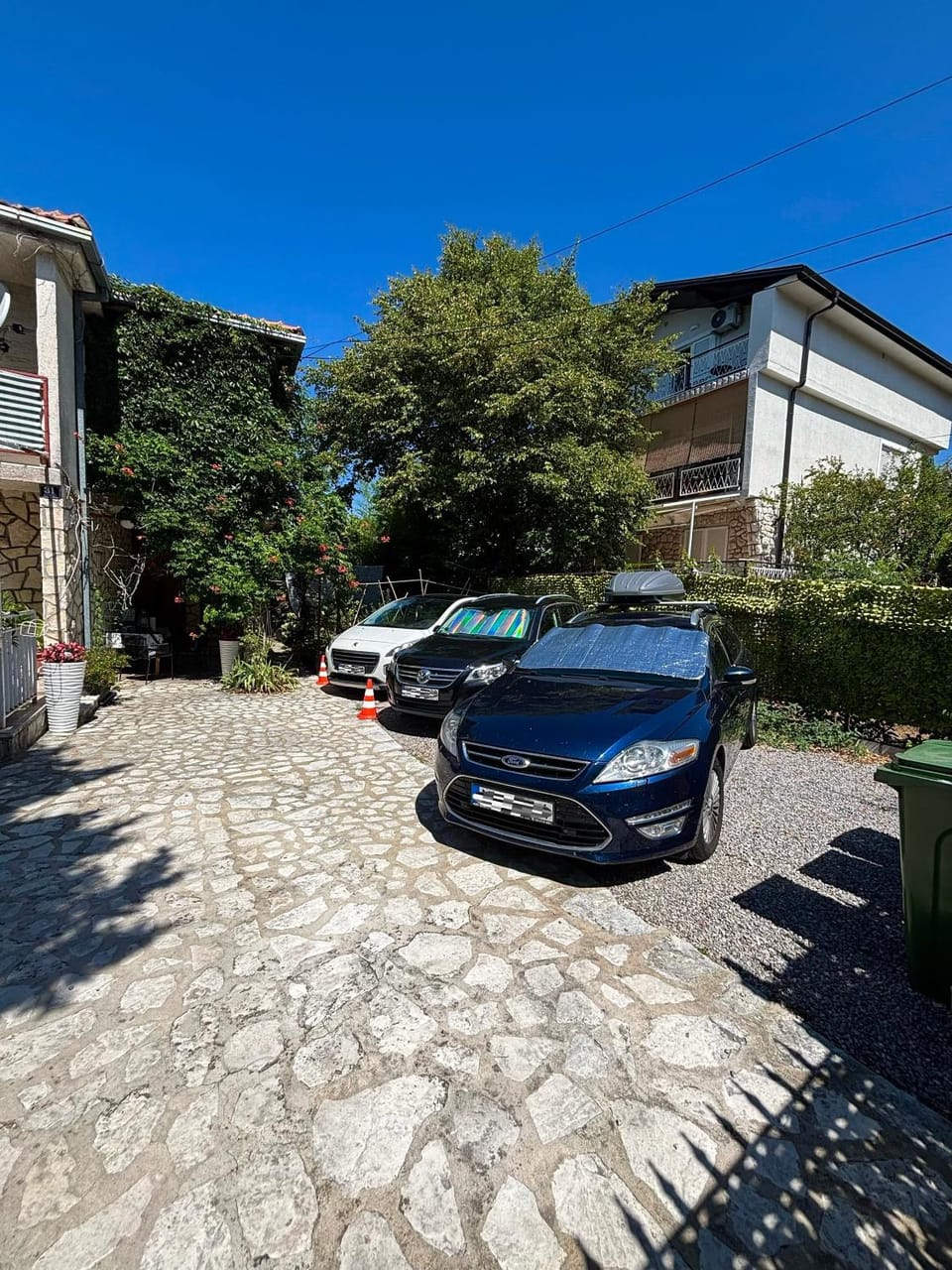 Day, Parking