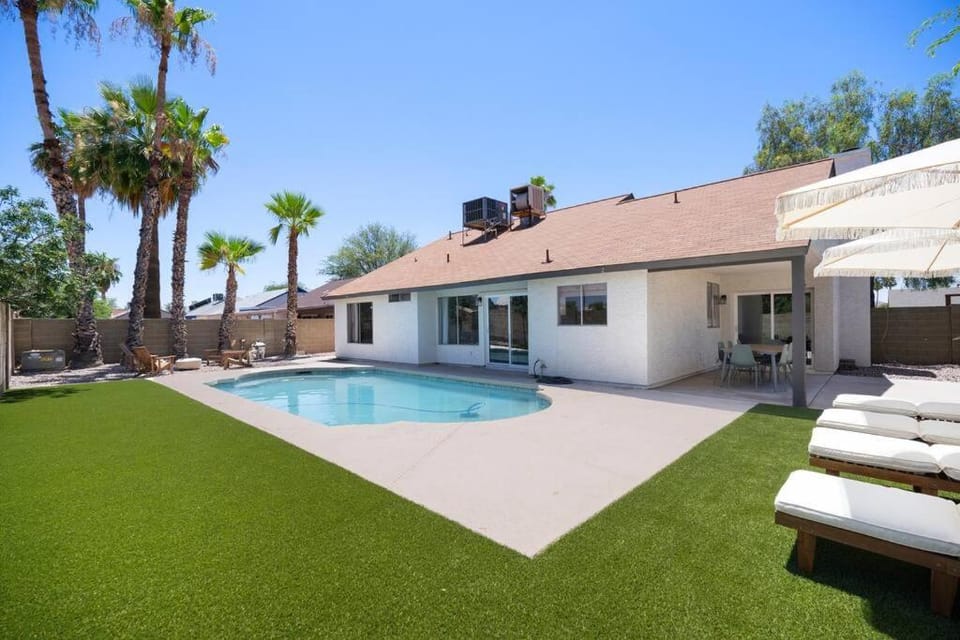 Pool view, Swimming pool