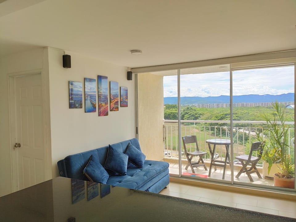 Natural landscape, View (from property/room), Balcony/Terrace, Living room, Seating area, Dining area, Mountain view