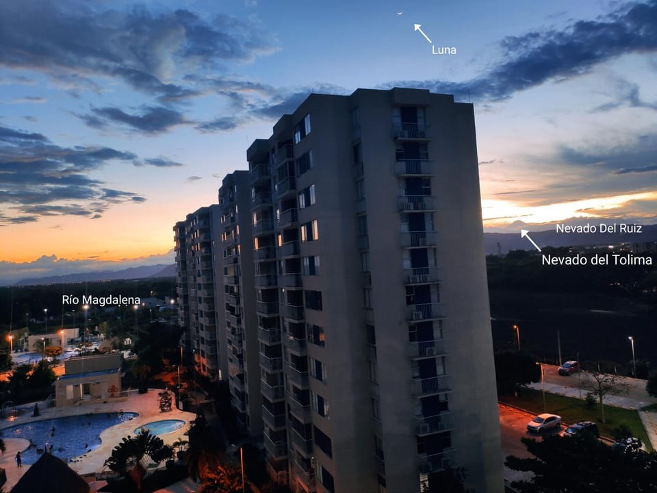 Property building, Day, Natural landscape, City view, Pool view, Swimming pool, Sunset