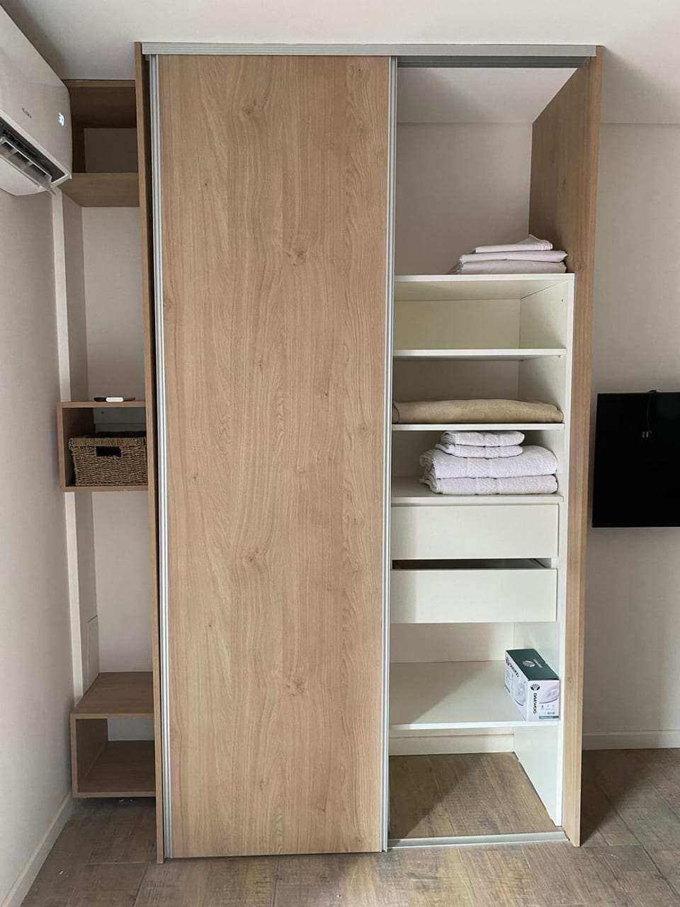 wardrobe