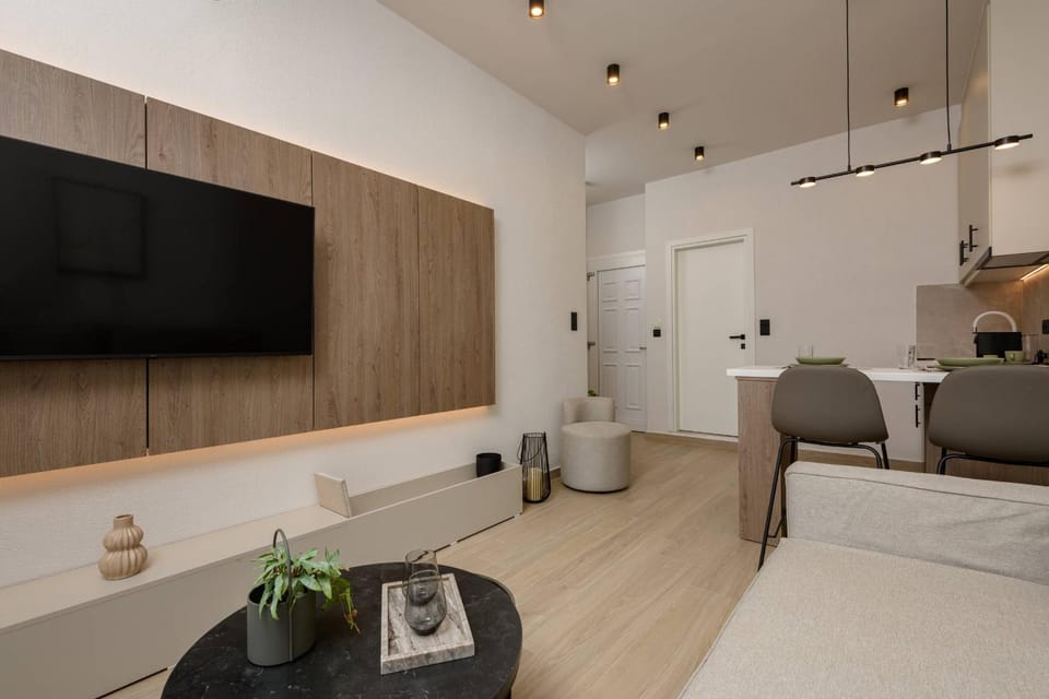 TV and multimedia, Living room, Seating area