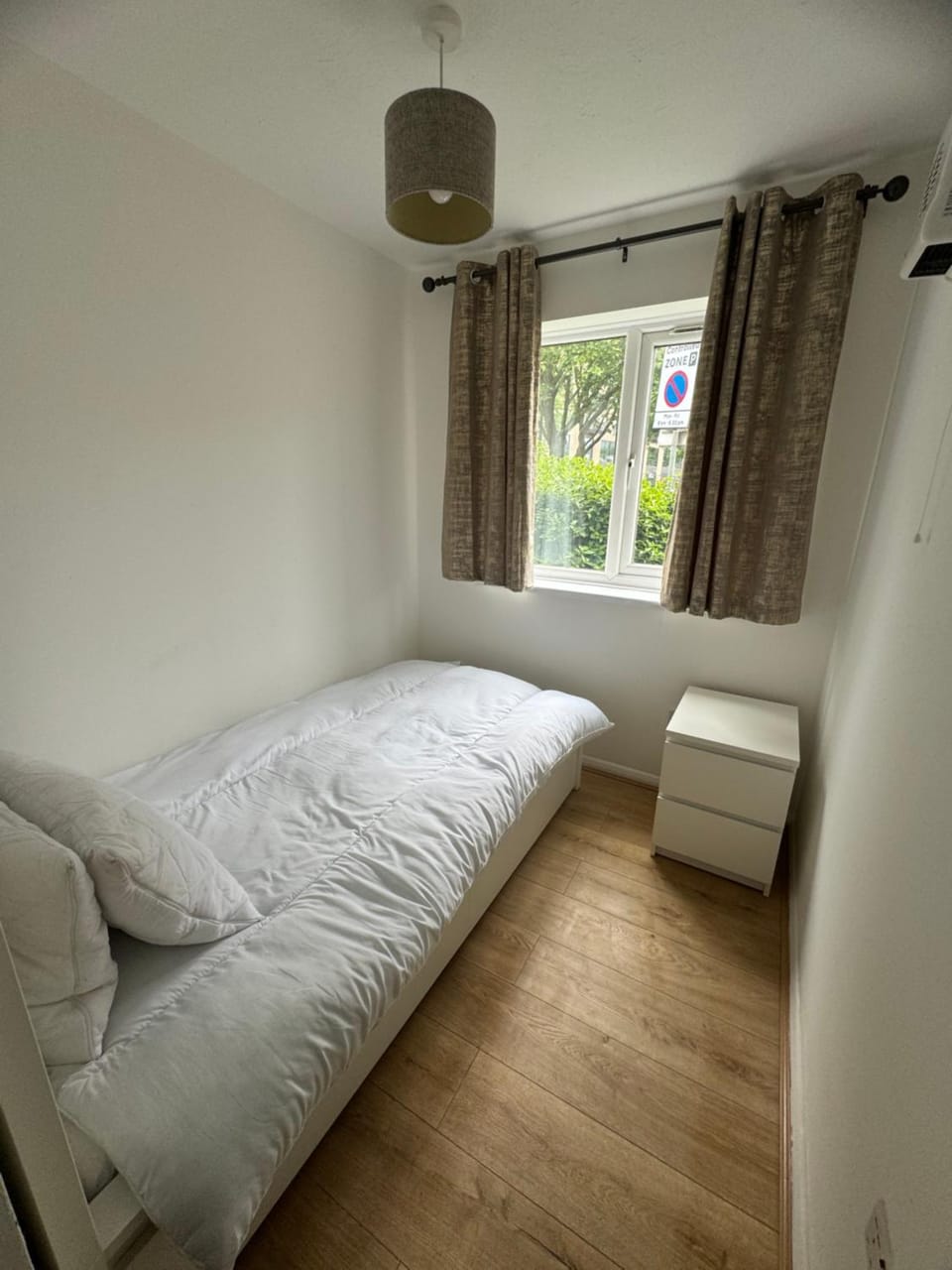 Paprika Nest Apartment in Edgware