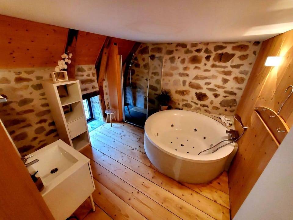 Bathroom, Bath