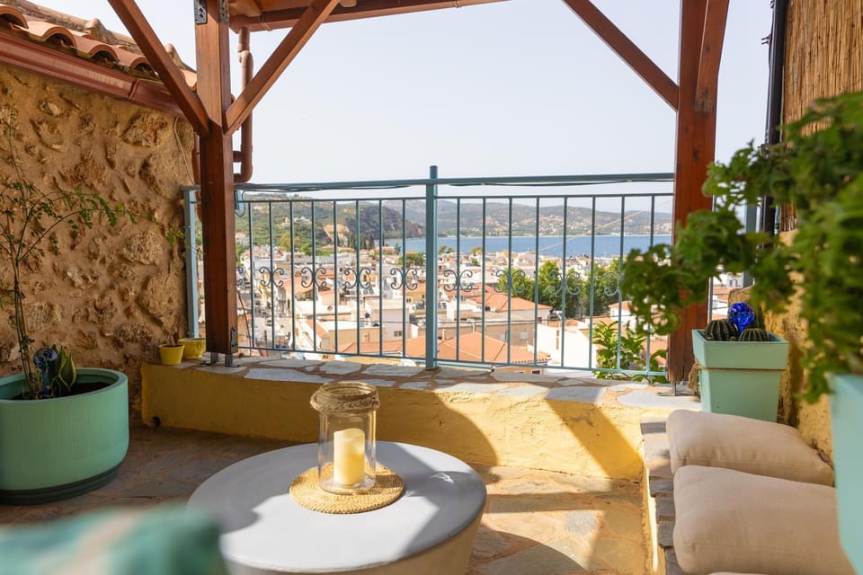 Patio, Day, Natural landscape, View (from property/room), Balcony/Terrace, Seating area, Mountain view