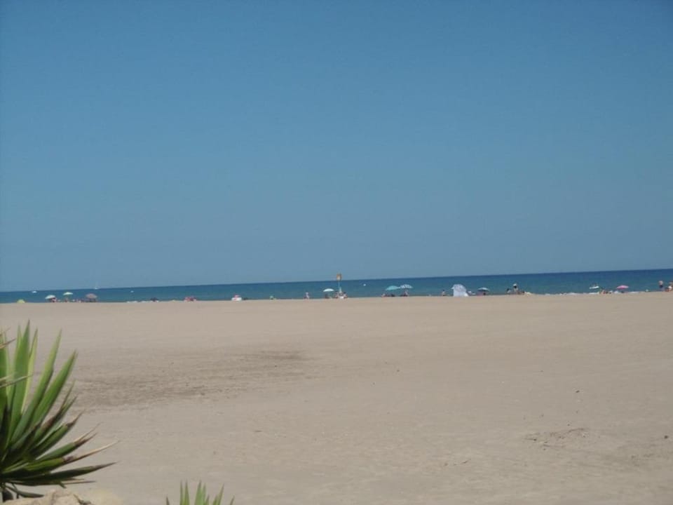 Location T2 Gruissan : Piscine, Parking, Clim, Proche Plage - Idéal Famille - FR-1-796-1 Apartment in Gruissan