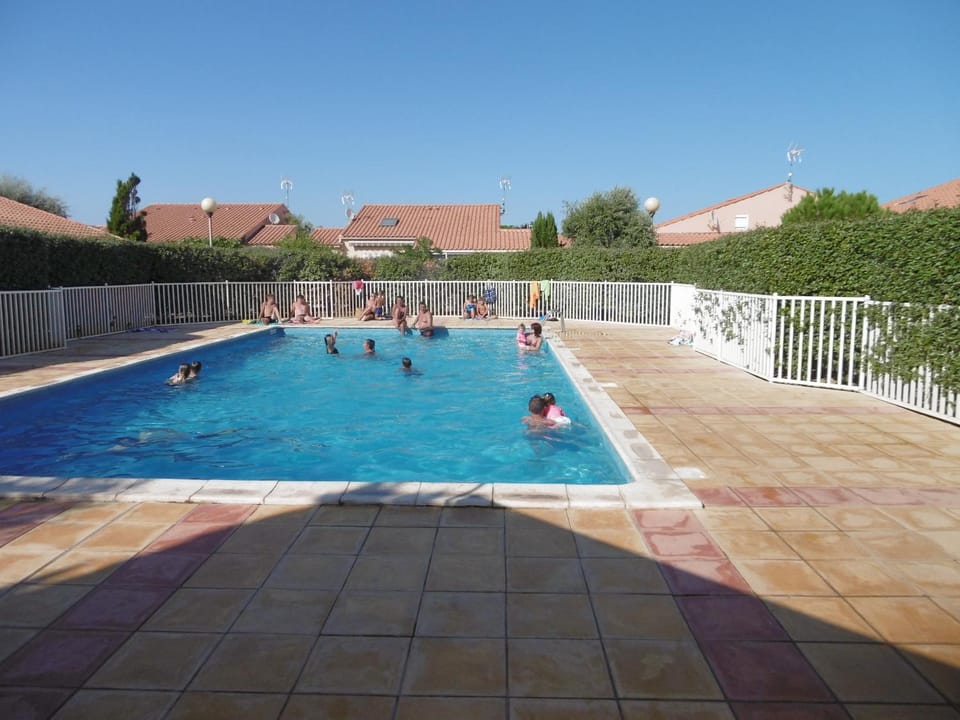 Face Mer, Piscine, Parking Privé - T3 Cosy pour 6 Pers à Gruissan - FR-1-796-13 Apartment in Gruissan