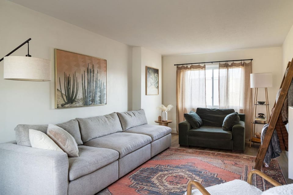 4 Bed 3 bath Boutique Home Near OSU, Crew Stadium, Short North, COSI, & Downtown House in Grandview Heights