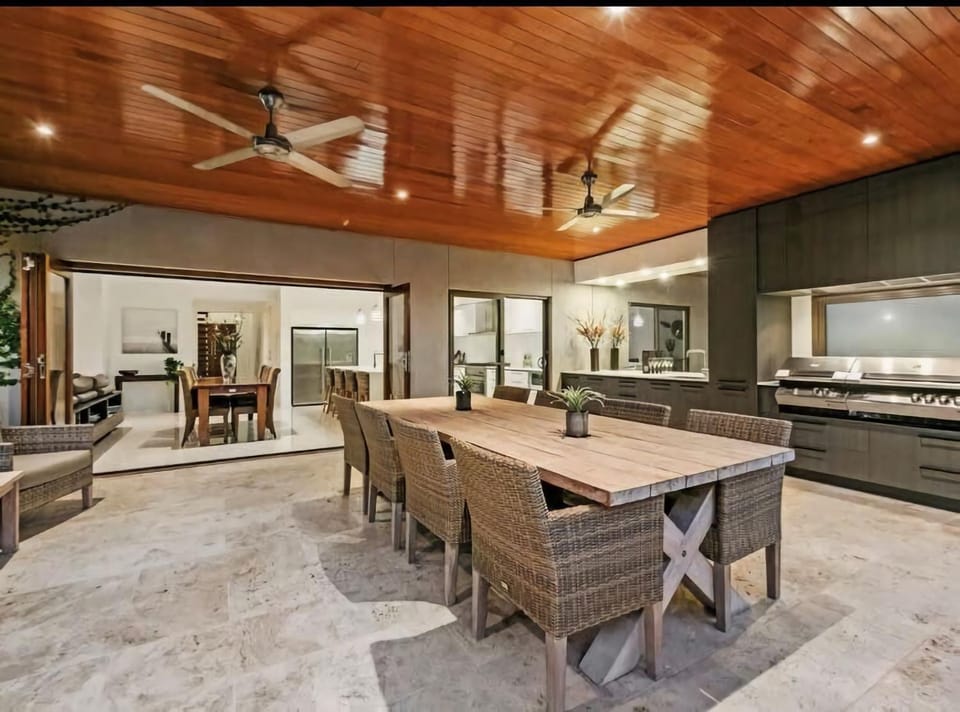 Patio, BBQ facilities, Kitchen or kitchenette