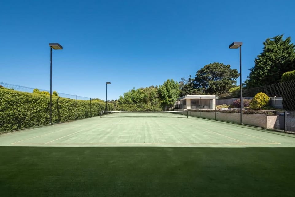 Natural landscape, Tennis court